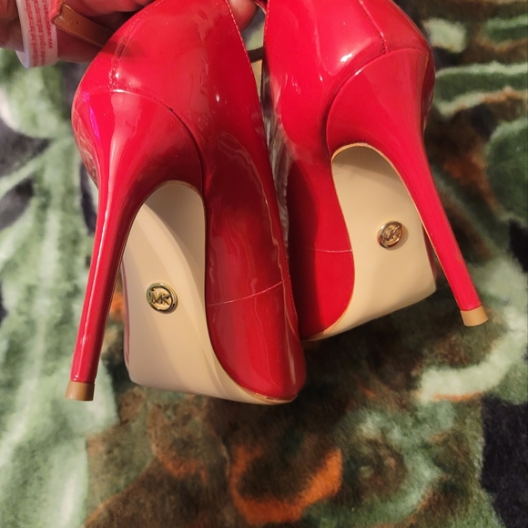 Michael Kors Patent Leather RED Stiletto Heel W/ Ankle Strap - Picture 2 of 10